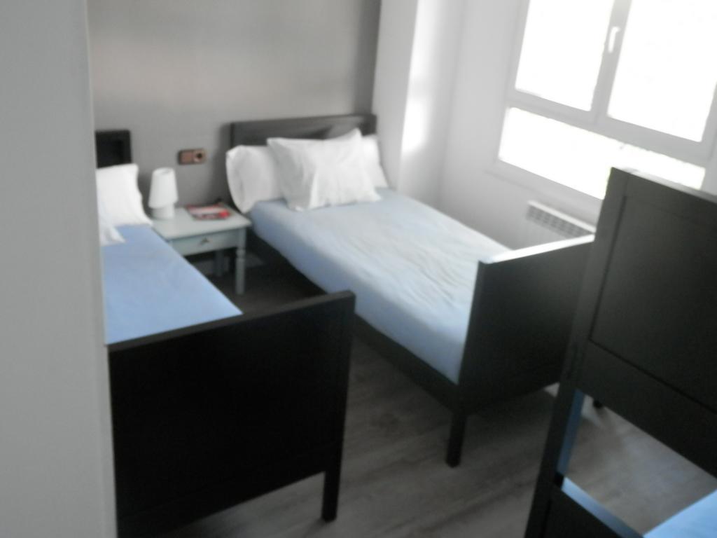 H.A.N.D Surf Hostel Лангре Номер фото